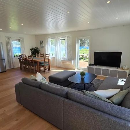 Holiday home Storliholmen With 170m Freshwater Line And Trout Fishing Rights
