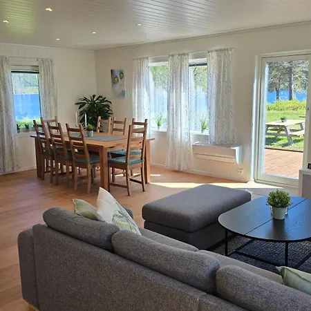 Storliholmen With 170m Freshwater Line And Trout Fishing Rights Holiday home *