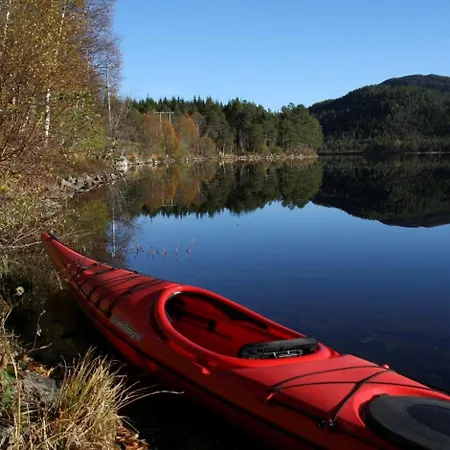 Дом отдыха Storliholmen With 170m Freshwater Line And Trout Fishing Rights Sandvika (Gjemnes)
