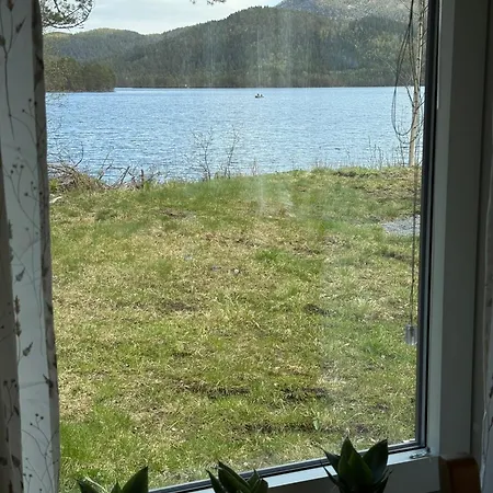 Дом отдыха Storliholmen With 170m Freshwater Line And Trout Fishing Rights